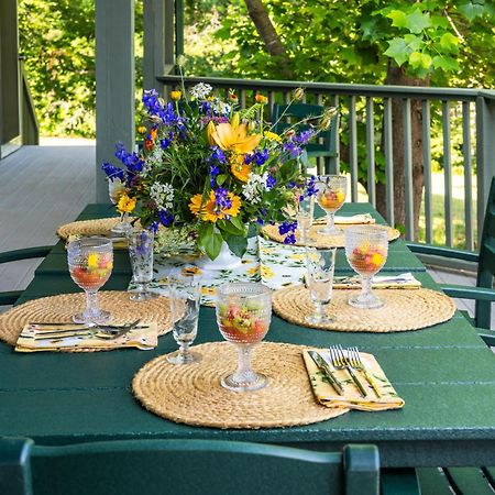 The Inn At Amaris Farms Weaverville Exterior photo