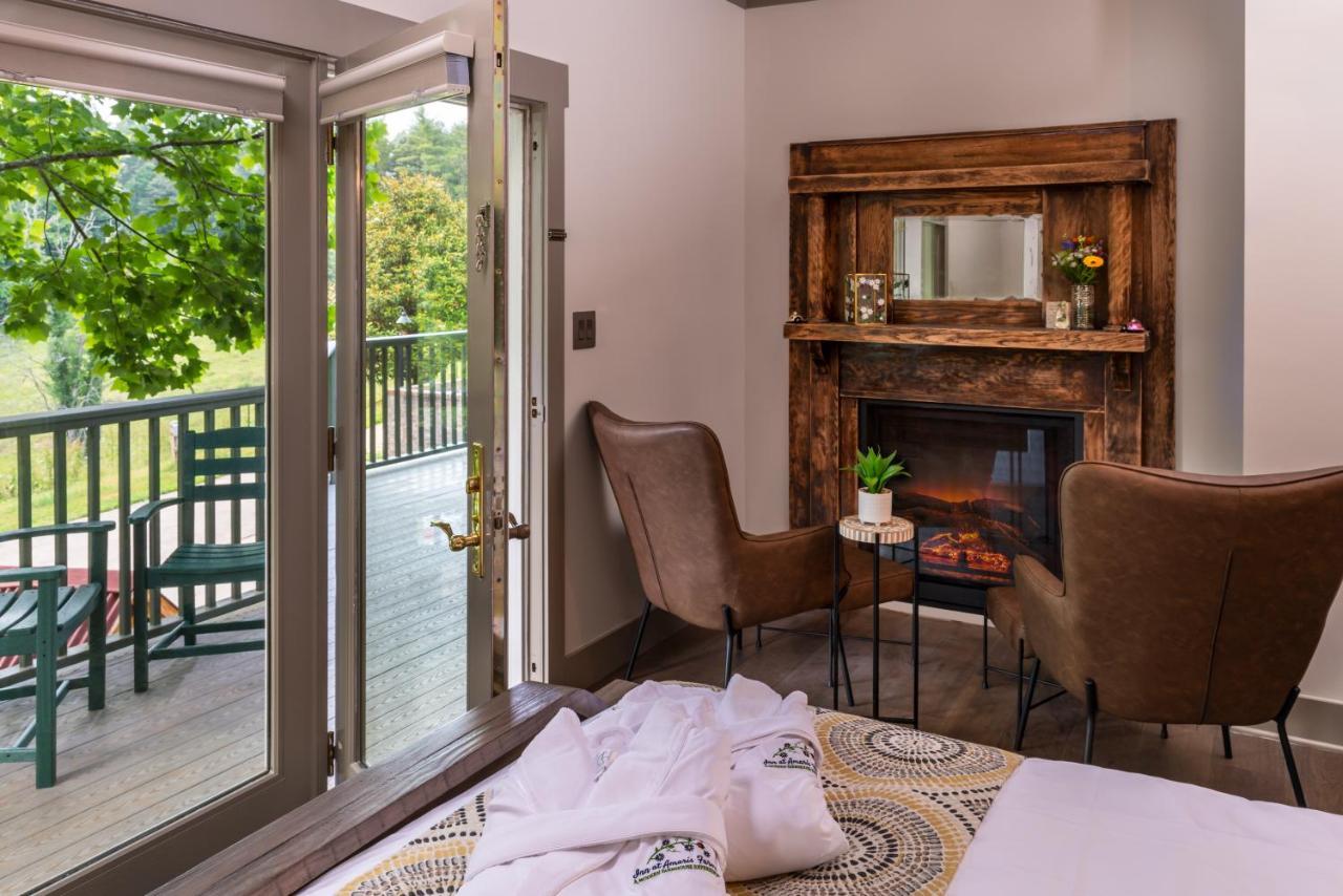 The Inn At Amaris Farms Weaverville Exterior photo