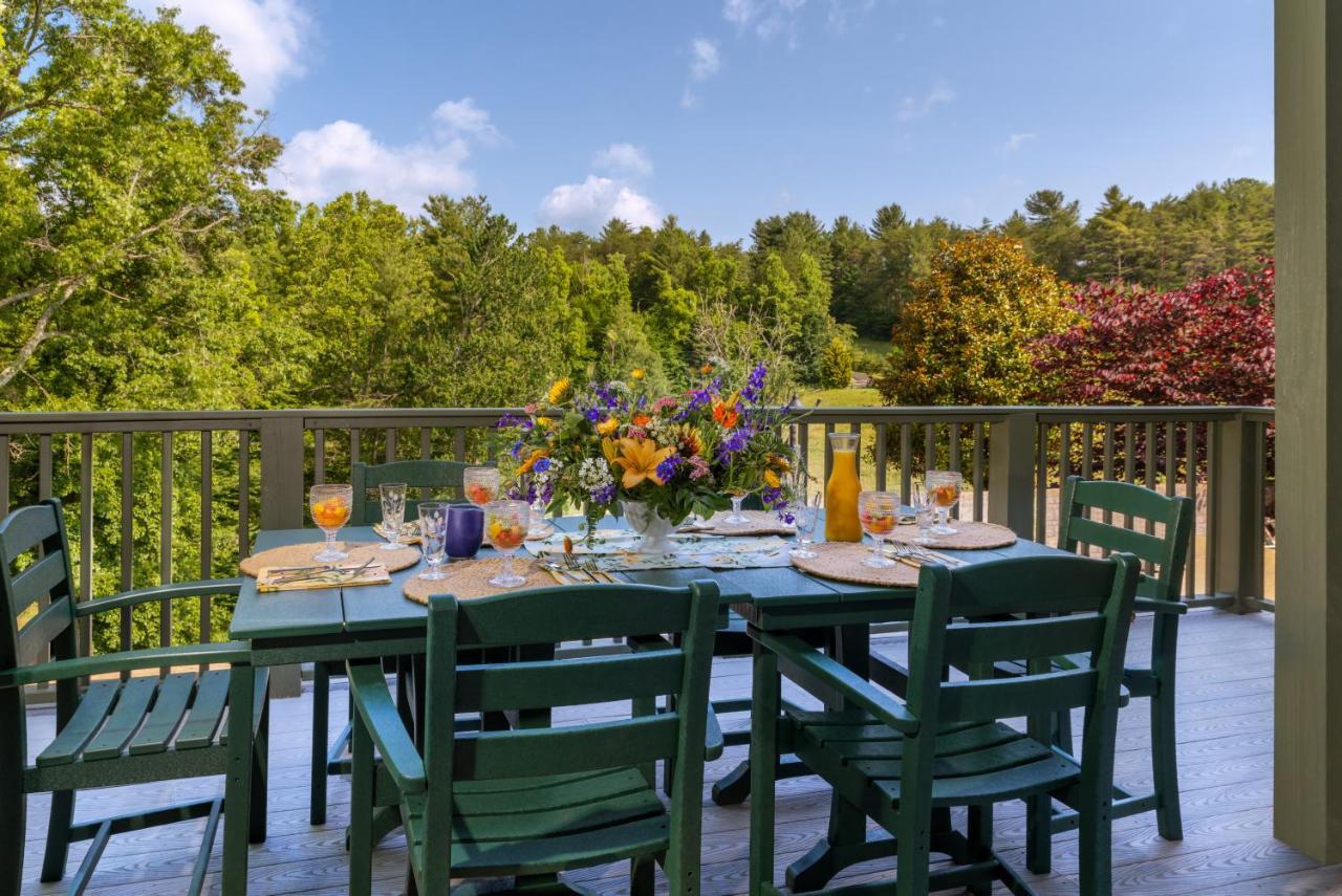 The Inn At Amaris Farms Weaverville Exterior photo